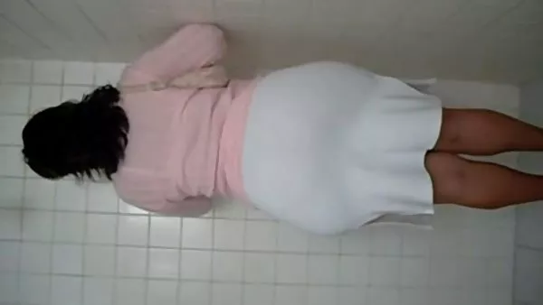 辍学率因少女怀孕教法性。 墨西哥青少年的变性人的免费电影丽莎安大奶